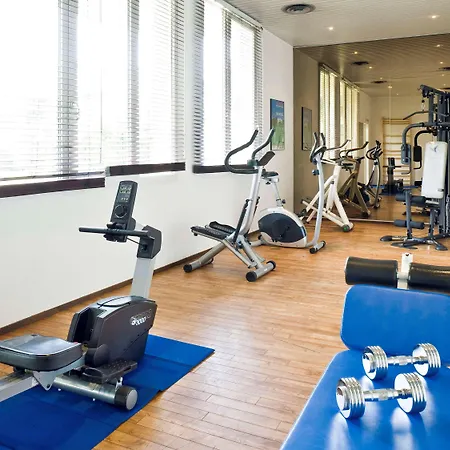 Novotel Senart Golf De Greenparc Hotel 4*