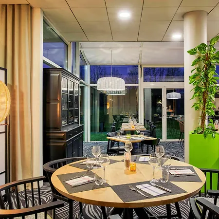 Novotel Senart Golf De Greenparc Hotel