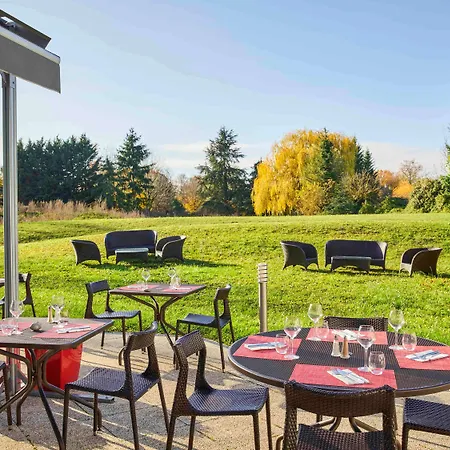 Hotel Novotel Senart Golf De Greenparc 4*