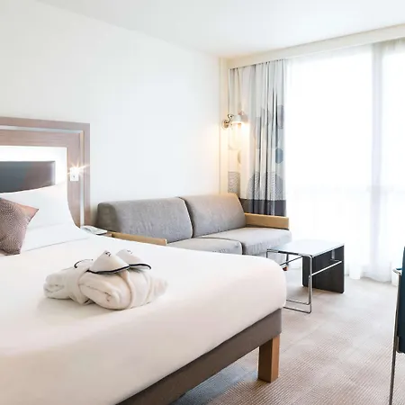 Novotel Senart Golf De Greenparc Hotel