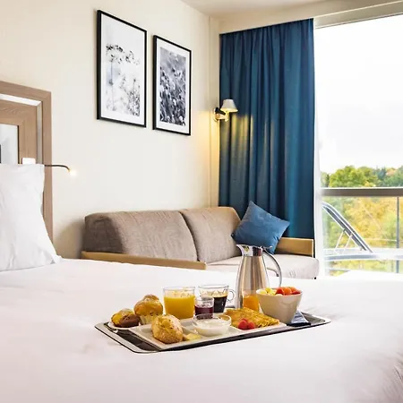 Novotel Senart Golf De Greenparc Szálloda