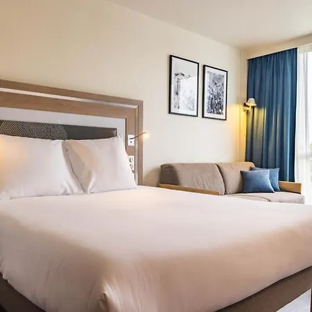 Novotel Senart Golf De Greenparc 4*