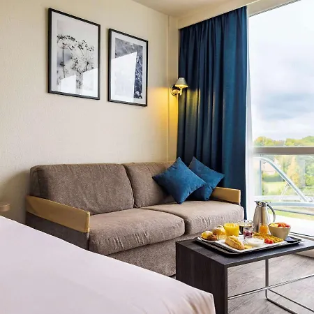 Novotel Senart Golf De Greenparc Hotel 4*