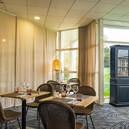 Novotel Senart Golf De Greenparc 4* Saint-Pierre-du-Perray