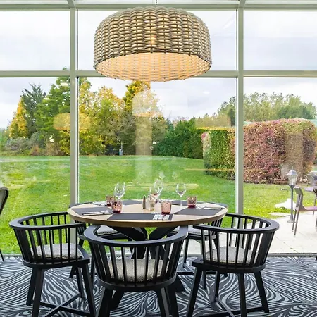 Novotel Senart Golf De Greenparc Hotel