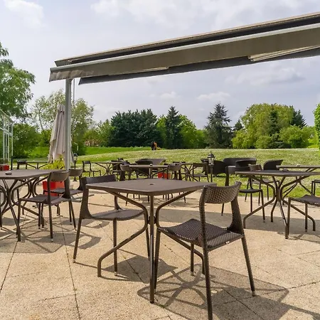 Novotel Senart Golf De Greenparc Hotel 4*