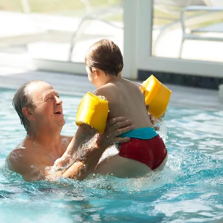 Novotel Senart Golf De Greenparc 4* Saint-Pierre-du-Perray