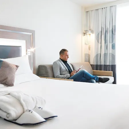 Hotel Novotel Senart Golf De Greenparc Saint-Pierre-du-Perray