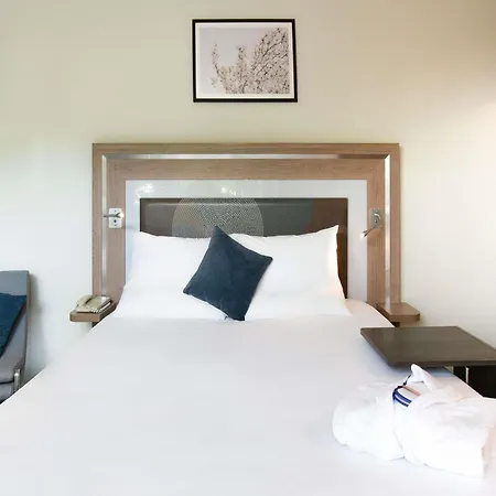 Novotel Senart Golf De Greenparc Hotel 4*