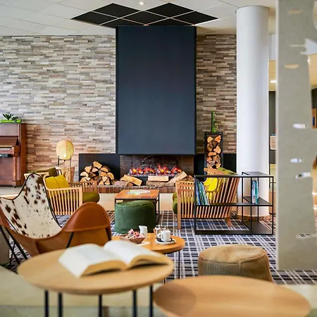 Hotel Novotel Senart Golf De Greenparc 4*