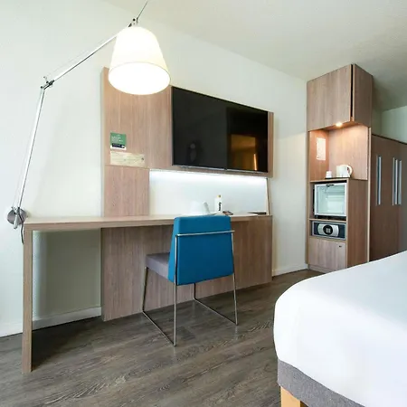 Novotel Senart Golf De Greenparc Saint-Pierre-du-Perray
