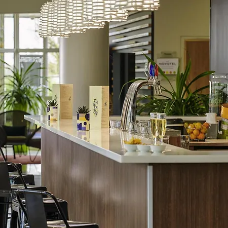 Novotel Senart Golf De Greenparc 4* سان-بيير-دو-بيراي
